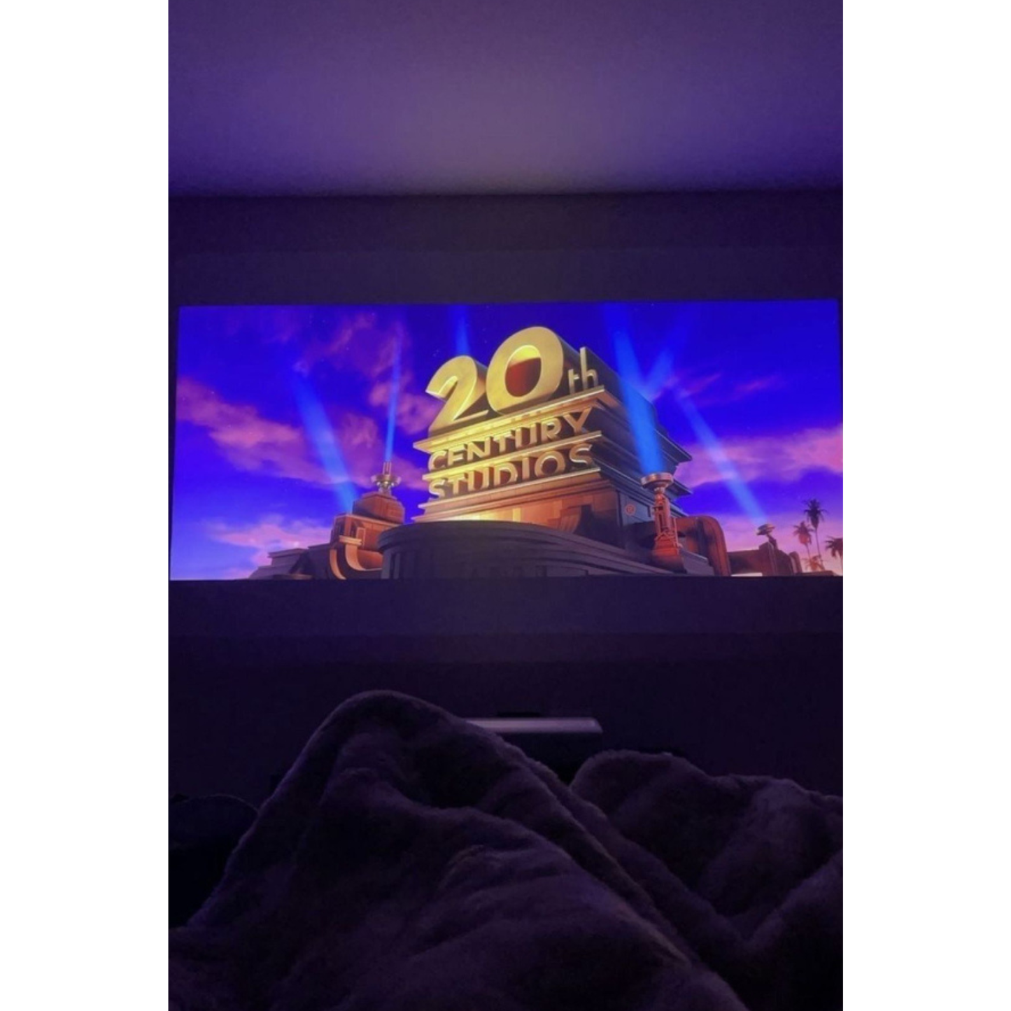 Cinematic Smart Projector