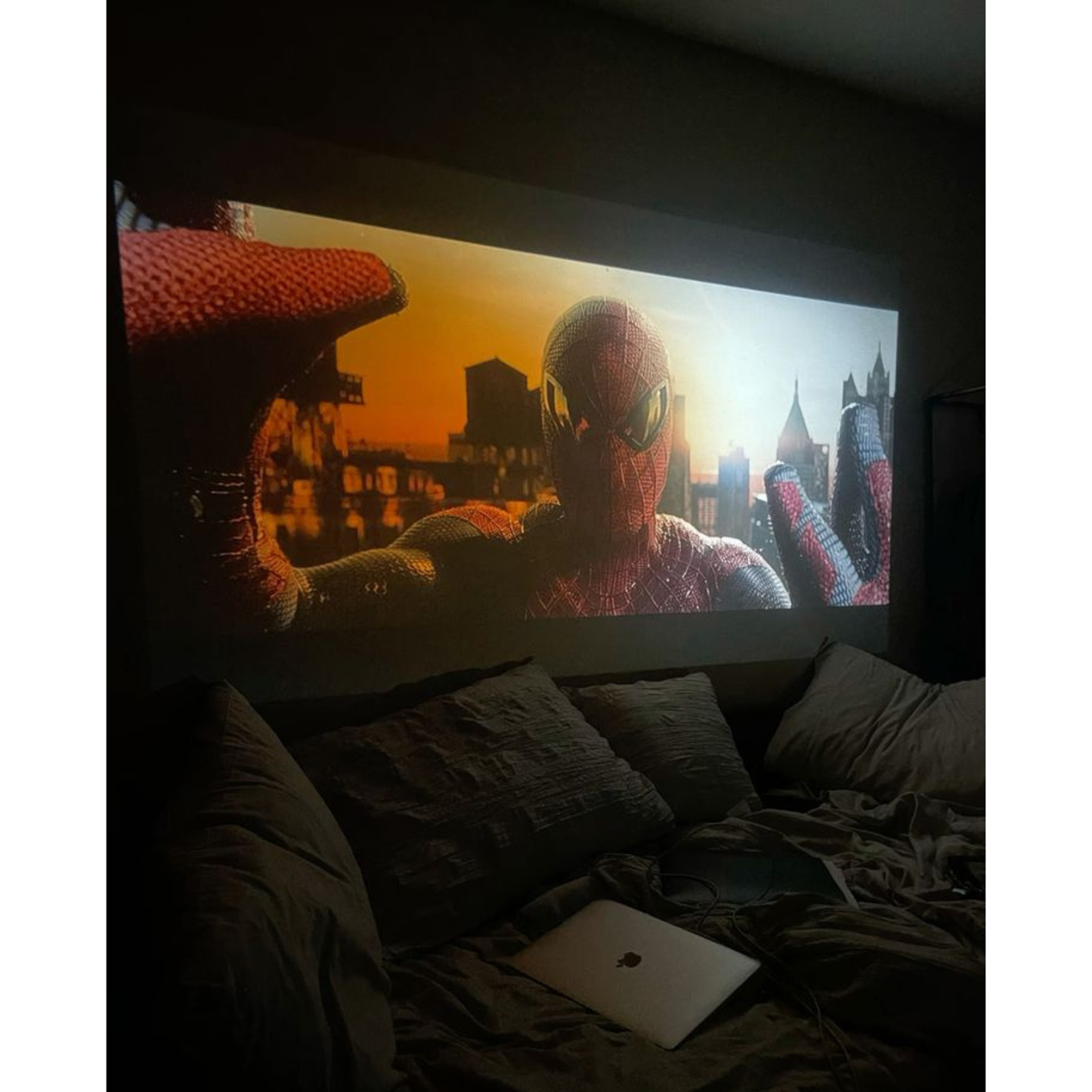 Cinematic Smart Projector